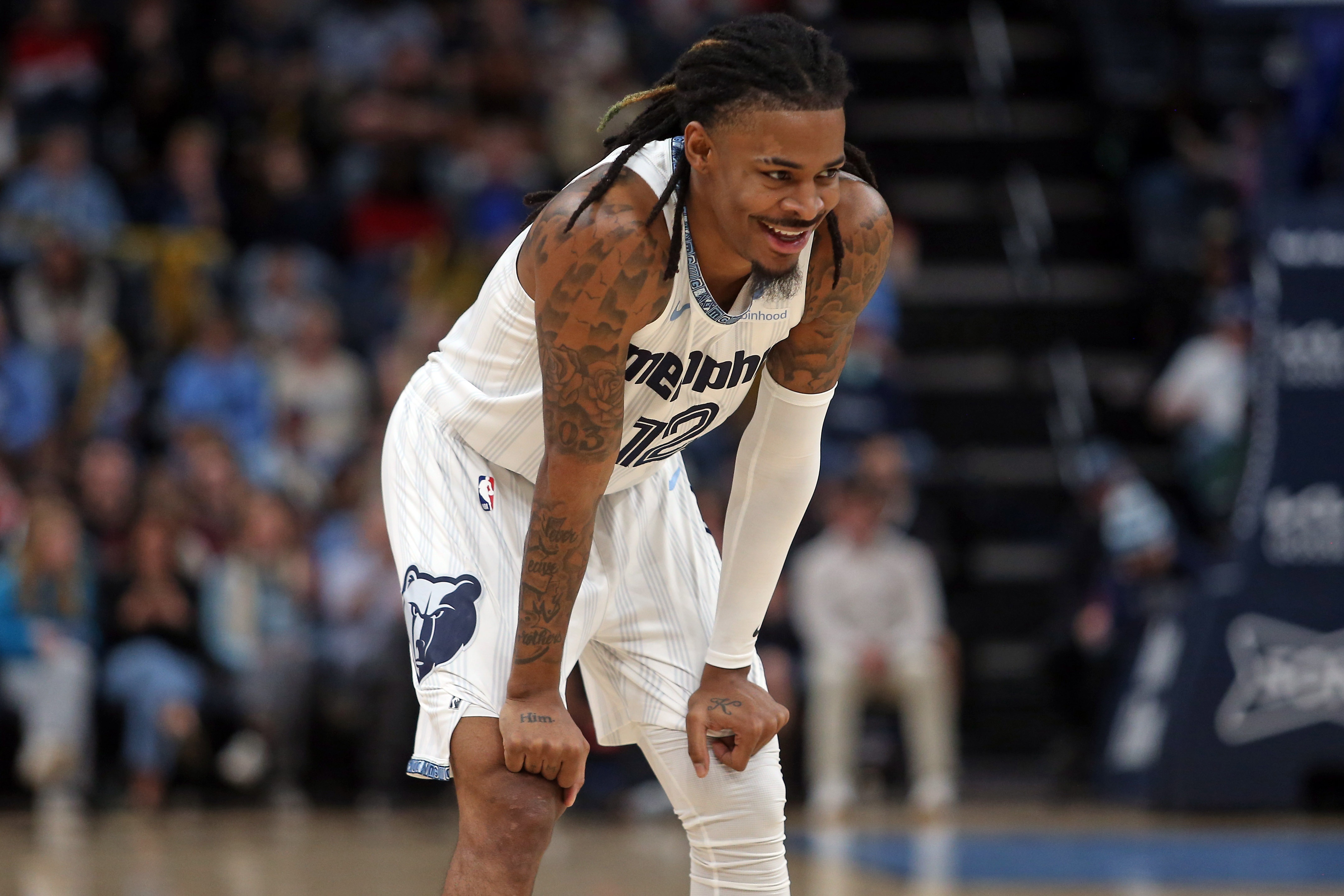 九游体育-美记：莫兰特最有可能去热火 森林狼不愿牺牲深度&amp;国王不够积极