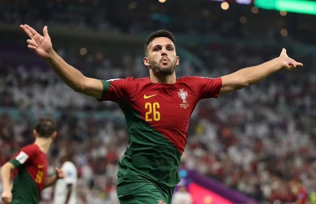 九游官网-葡主帅:我和C罗没有问题 C罗:去沙特踢球不是真的